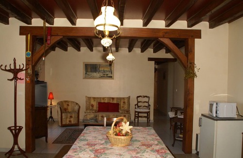 Pierrefitte-es-Bois Casa | Pintoresco Casa de vacaciones en Pierrefitte-ès-Bois con vistas al jardín