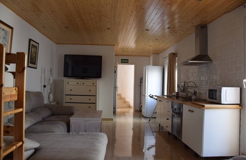 Castalla Casa | Casa con bar privado, grandes patios, barbacoa cubierta y aire acondicionado