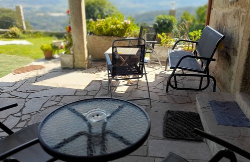 Arbo Apartamento | Casa rural (alquiler íntegro) Paraje Do Cura para 3 o 4 personas, (4,muy justo)