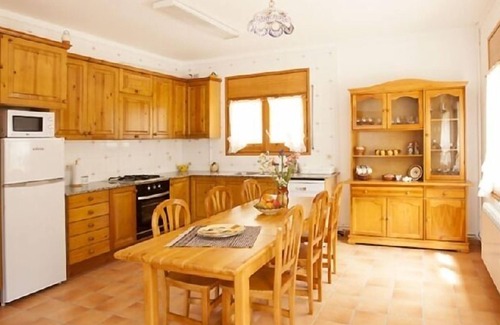Gualba Cabaña | Casa rural (alquiler íntegro) Cal Moro para 14-16 personas