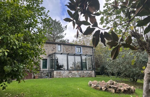 Callobre Cabaña | Rural Lambre by Miramar Stays