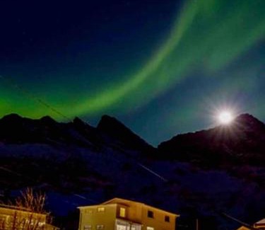 Berg Casa | Rural life on the rough coastline of Senja