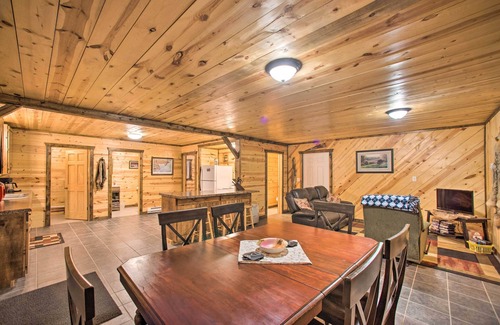 Putnam County Cabina | Rural Powersville Retreat w/ Lake Access & Porch!