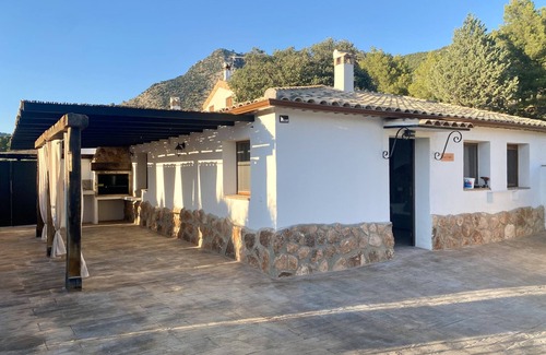 Campocamara Cabaña | Apartamento rural independiente con vistas a Sierra de Cazorla y accesible para movilidad reducida