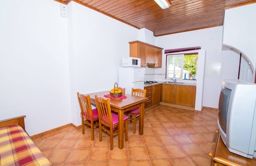 Monte Raposo Cabaña | Villa rural con piscina a 10 minutos de la playa.
