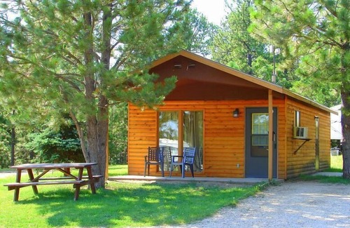 Sturgis Alquiler De RV | Rush No More RV Resort and Cabins - Campground
