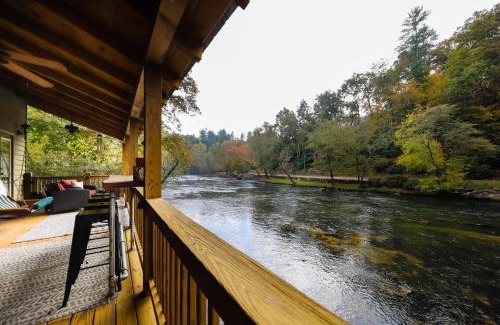 Ellijay Casa | Rushing River