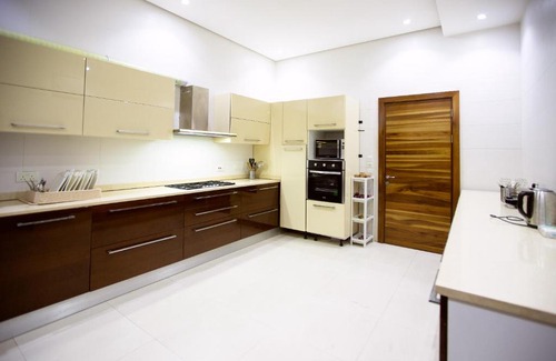 Lekki Phase 1 Casa | Rushmore - Paradise Room