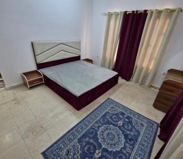 Al Khuwair Apartamento | Ruslan