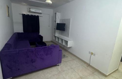Al Khuwair Apartamento | Ruslan