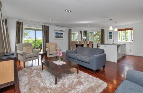 Russell Casa | Russell Cottages - Russell Holiday Home