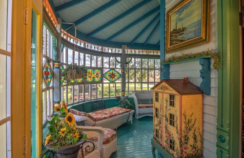 Russellville Casa | Russellville House with Garden - Walk to Main Street