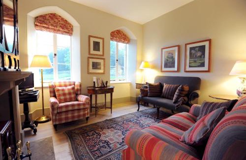 Beeley Casa | Russian CottageChatsworth Estate