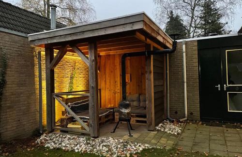 Voorthuizen Casa | Rust
