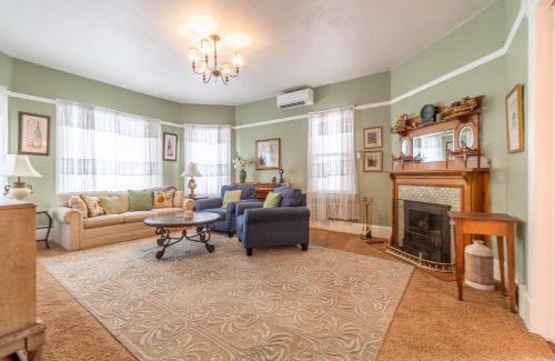 Downtown Reno Apartamento | Rustic 2-Bedroom walking distance to Downtown