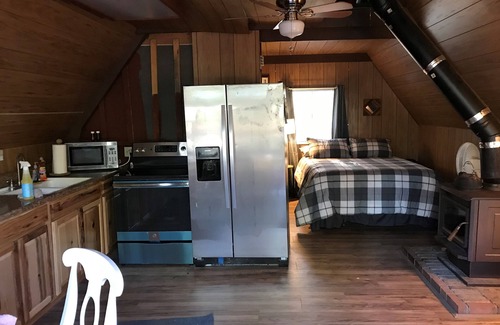 Crown King Apartamento | rustic a frame cabin in woods