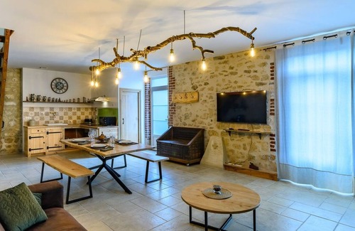 Vauxaillon Casa | Rustic barn in the countryside. Perfect for recharging your batteries!