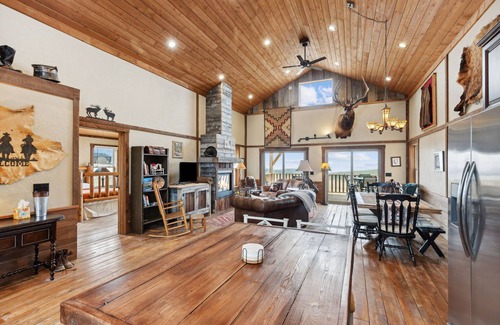 Stevensville Casa | Rustic Barn Retreat in Stevensville, Montana