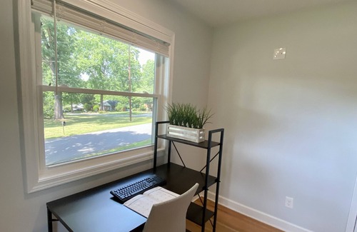 Belmont Casa | Rustic Belmont Farmhouse - 15 min to uptown Charlotte