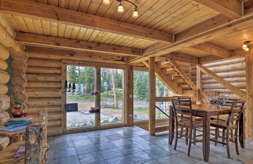 Quandary Village Cabina | Cabina rústica de Breckenridge con vistas a la bañera de hidromasaje y Mtn!