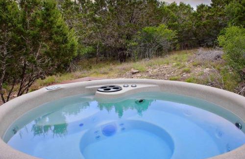Canyon Lake Casa | Rustic Cabin on 5 Private Acres with Hot Tub and Fire Pit