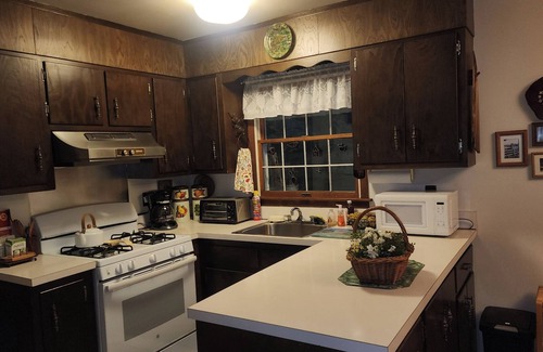 Wardsboro Cabina | Rustic Cabin Retreat in the Heart of Southern Vermont-escape the hustle/bustle.