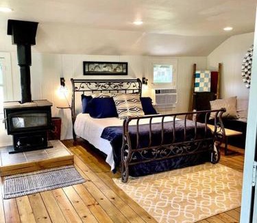 Janesville Casa | Rustic Cabin River Retreat!