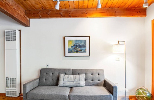 Marrowstone Cabina | Rustic cabin with wraparound deck and wood stove in a tranquil location