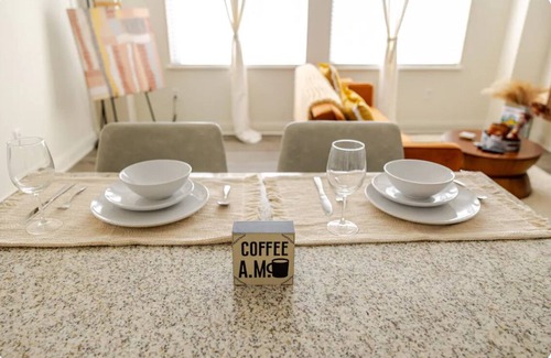 Market East District Apartamento | "Rustic Charm in Downtown Indianapolis"