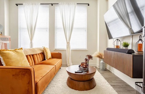 Market East District Apartamento | "Rustic Charm in Downtown Indianapolis"