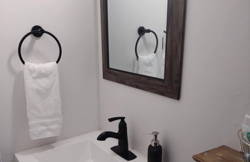 Lincoln Otro | Rustic Charms with a modernized touch