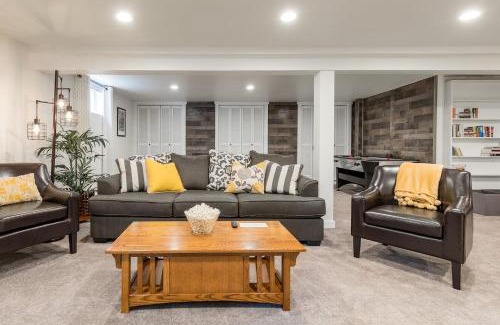 Mill Creek Casa | Rustic Chic Cottage near Mill Creek, Snohomish, Woodinville