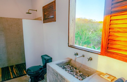 Lázaro Cárdenas Villa | Rustic & Chic Ocean View Pool & Breeze
