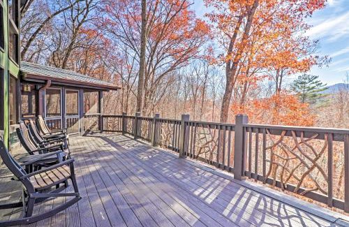 Sapphire Casa | Rustic-Chic Sapphire Home with Wraparound Decks