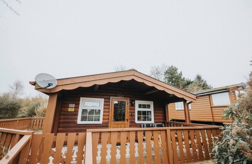 Bronaber Cabina | Rustic & Cozy 2 Bed Log Cabin Retreat