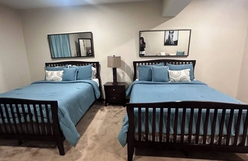 Middletown Cama Y Desayuno | Rustic Elegance Meets Outdoor Charm - 2 bedroom Middletown