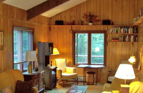 Franconia Casa | Rustic Escape