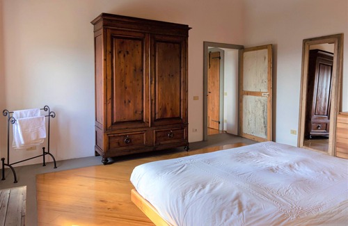 Greve in Chianti Otro | Casa de campo rústica con hermosa piscina, jardines y vistas en el centro de la Toscana