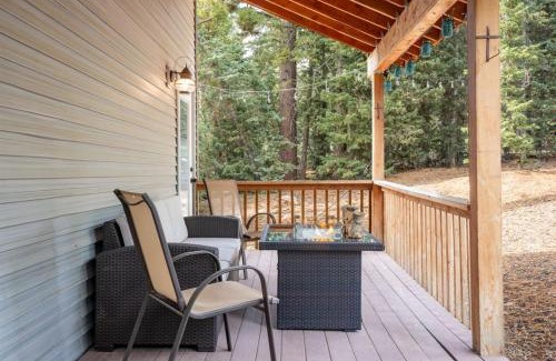 Meadow View Heights Casa | Rustic Forest Retreat
