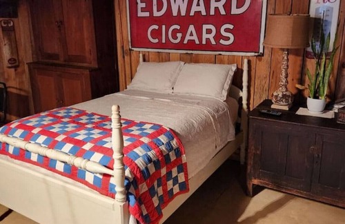 Chickamauga Otro | Rustic Haven Horses and trailers are welcome