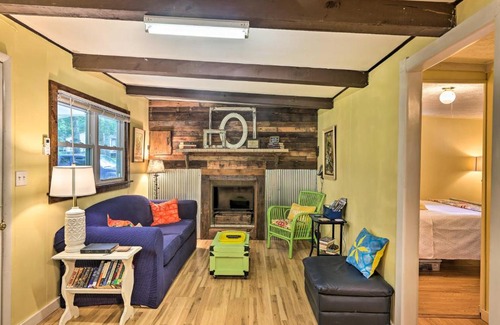 Seebert Casa | Rustic Hideaway with Fire Pit Less Than 1 Mi to River!