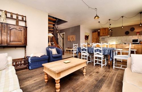 Ennal Casa | Acogedora casa de vacaciones en Grand-Halleux con aparcamiento