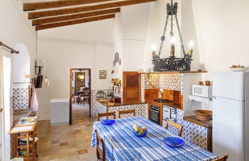 Montuiri Casa | Casa de vacaciones rústica "Son Costa" con vistas a la montaña, jardín, piscina y Wi-Fi