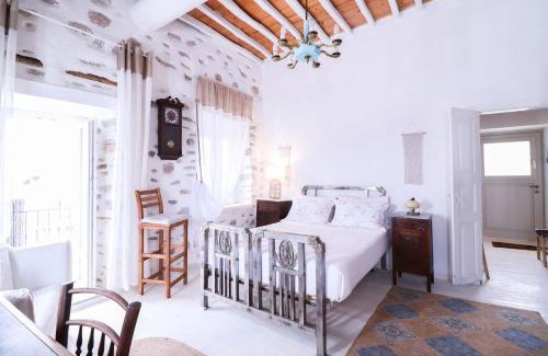 Ano Siros Casa | Rustic house in Ano Syros