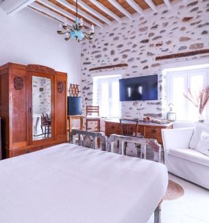 Ano Siros Casa | Rustic house in Ano Syros