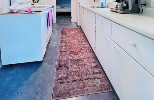 Lambton Shores Casa | Rustic Ipperwash Guesthouse