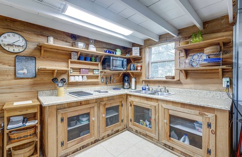 Wellborn Apartamento | Rustic Lake City Studio Near Ichetucknee Springs!