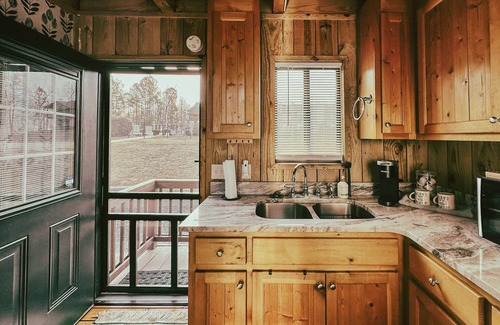 Six Mile Cabina | Rustic Lake Keowee Cabin, Perfect for Couples! Dock, Pool & Boat Slip