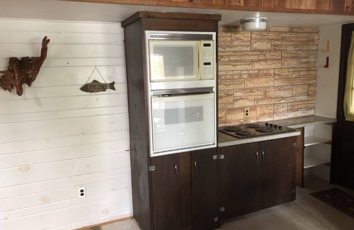 Lakeville Cabaña | Rustic Lakefront Cottage with private dock on Lake Wallenpaupack