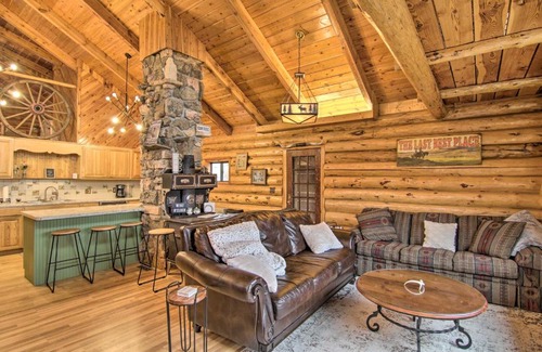 Livingston Casa | Rustic Livingston Ranch House with Mtn Views!